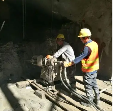 施秉水下抗分散灌浆料特点 水下不分散注浆料介绍